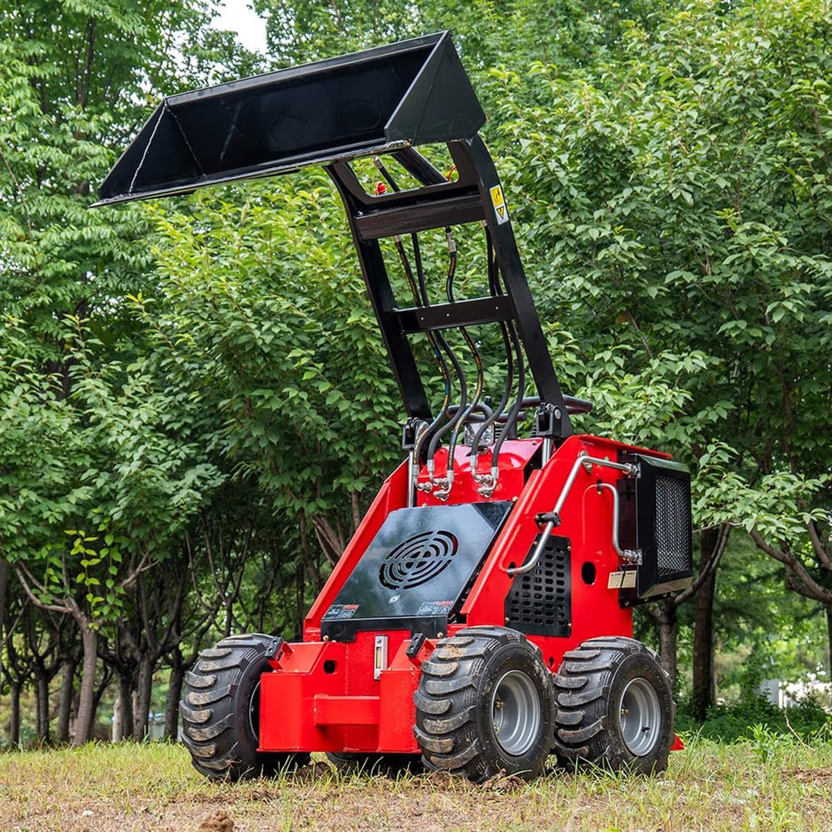 Heavy-Duty 13.5HP Mini Gas Skid Steer Loader With Wide Bucket (SAK69105)